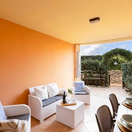 Apartamento Murta Maria - Pool, Veranda & Parking Olbia