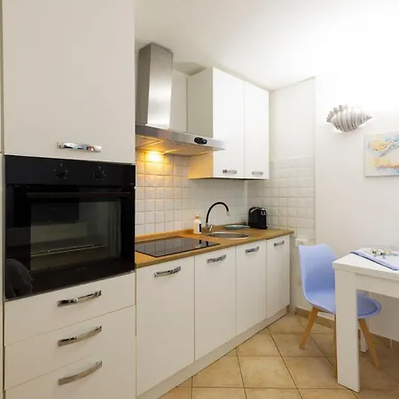 Apartamento Murta Maria - Pool, Veranda & Parking